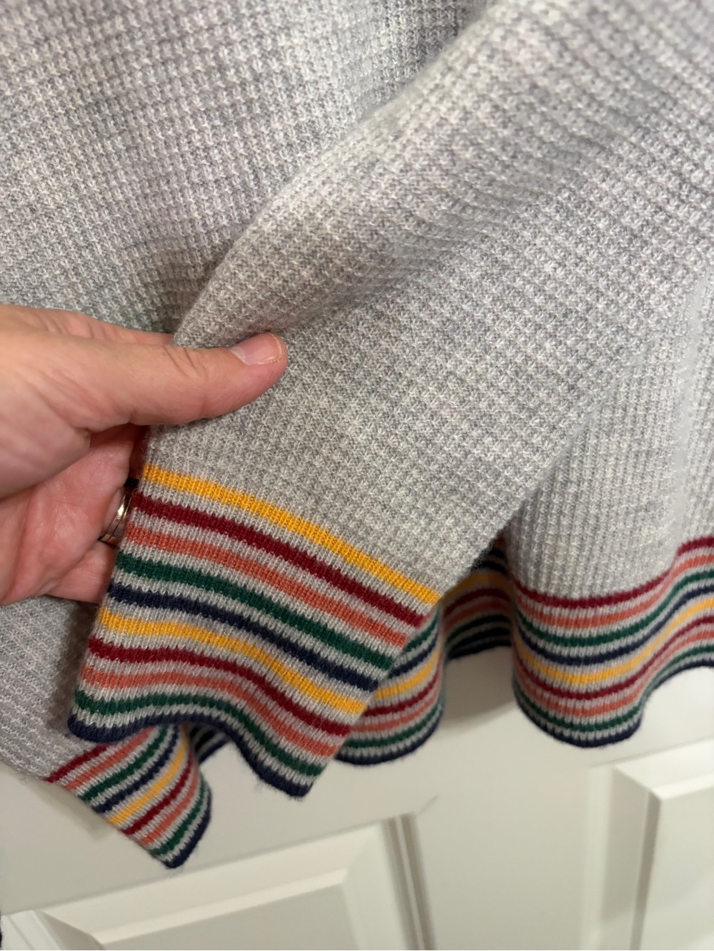 Like new Madewell size XS Light Gray waffle cashmere sweater with rainbow trim - Picture 5 of 10